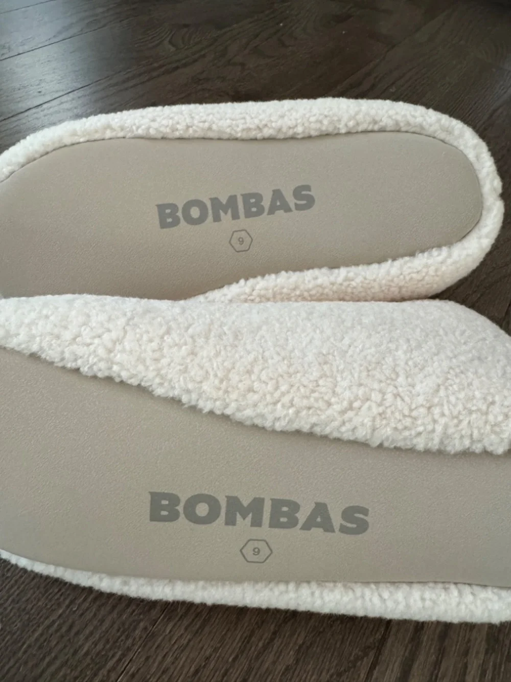 Bombas Women's Cabin Bootie Slipper - Picture 2 of 3